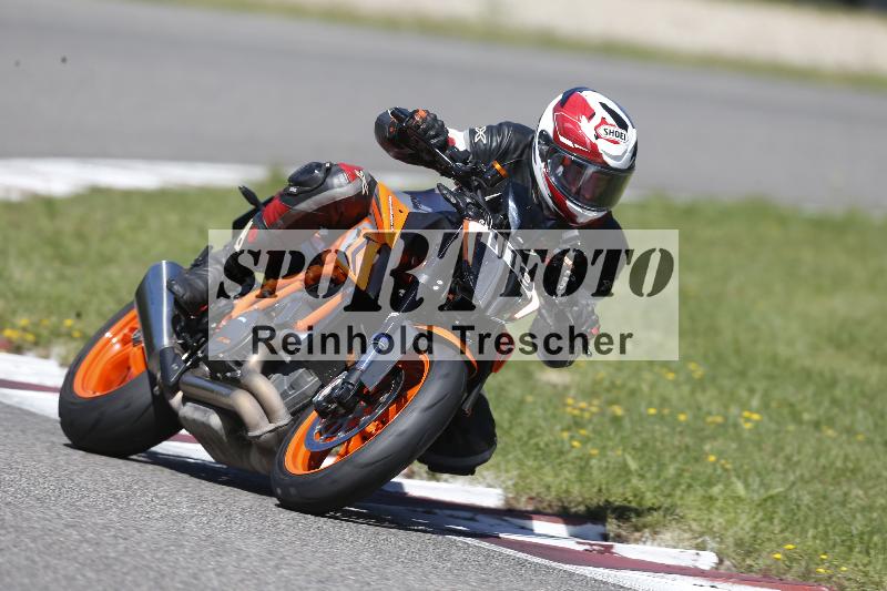 Archiv-2025/48 25.08.2025 Cornu Master School ADR/rot-rouge/119